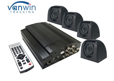 การเฝ้าระวัง DVR มือถือ 4 ช่องระบบบันทึกวิดีโอ 2TB สำหรับรถโรงเรียน