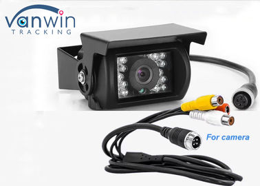 4pin HD กล้องสำรองกันน้ำสำหรับรถบรรทุก / รถบัส / รถตู้ที่มี 18 ชิ้นไฟ IR 4pin HD กล้องสำรองกันน้ำสำหรับรถบรรทุก