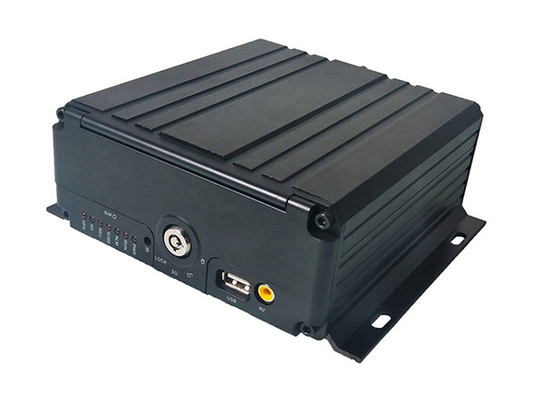 H.264 HDD SSD IPC 4 ช่องสัญญาณมือถือ DVR GPS WiFi สำหรับรถบรรทุกรถยนต์