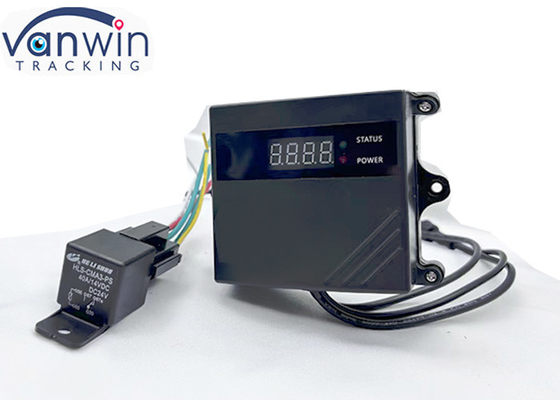 ไนจีเรีย พิสูจน์การปรับเปลี่ยน GPS รถยนต์ อิเล็กทรอนิกส์ กําหนดความเร็ว ด้วยจอ LCD รถยนต์ GPS Tracker