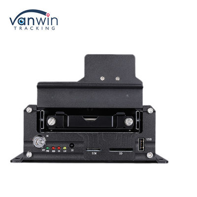 ADAS เครื่องบันทึกการติดตามความปลอดภัยรถยนต์ 8CH เครื่องบันทึกตําแหน่งโลก SSD MDVR