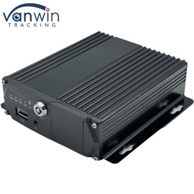 H.264 8 ช่อง MNVR พร้อม WiFi 4G GPS Tracker สําหรับการสนับสนุนรถยนต์ OEM