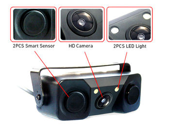 กล้องติดรถยนต์ด้านหลังแบบมองเห็นในตัวกล้องมองหลังที่มีเซ็นเซอร์เรดาร์จอดรถ 2 ตัว