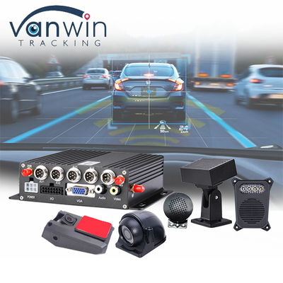 4ch 4G ติดตามภาพสด ตรวจสอบความเหนื่อยล้าของผู้ขับขี่ SD กล้องวงจรปิด DVR ติดรถยนต์ พร้อม ADAS DSM BSD