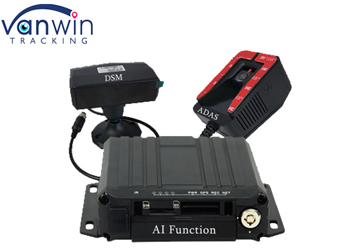 4 ช่อง 1080P รถยนต์ GPS 4G WIFI AI BSD DSM ADAS MDVR สําหรับรถบัส