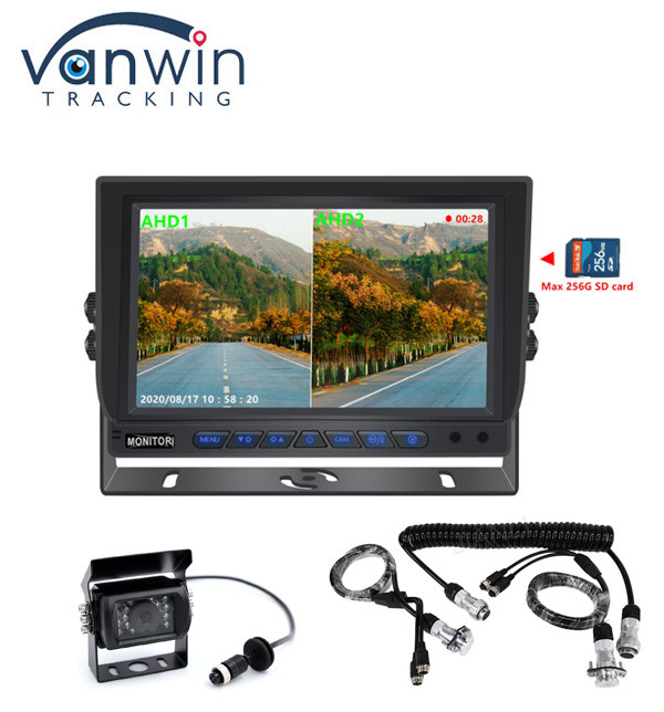การมาถึงใหม่ AHD 4CH SD Card 1080P 9inch Quad Monitor All In One DVR สําหรับรถบรรทุก