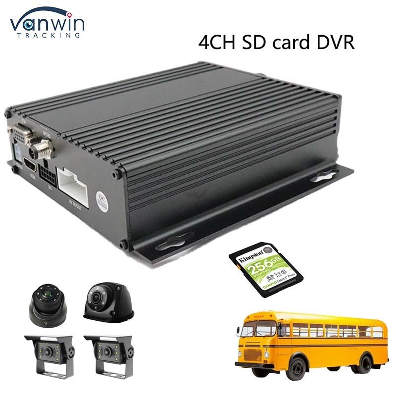 4 ช่อง AHD 1080P SD Card 256G Mobile DVR With USB VGA Portสําหรับรถบรรทุก เครื่องบันทึก DVR ความปลอดภัย